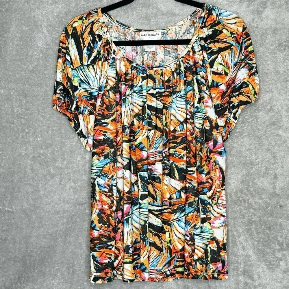 CD Daniels 2X Shirt Top Orange Floral Short Sleeve Scoop Neck Stretch Casual